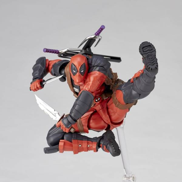Amazing Yamaguchi/ Revoltech: Marvel Comics - Deadpool - Ver. 2.5