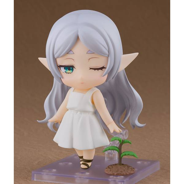 Nendoroid 2986: Frieren Beyond Journey's End - Frieren (Training Age Ver.) [Good Smile Company]