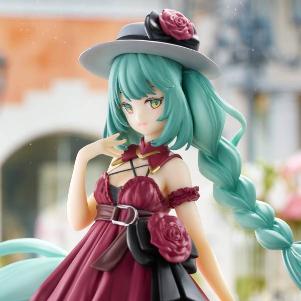 Hatsune Miku Trio-Try-iT Figure -Outing Dress Red Color ver.-
