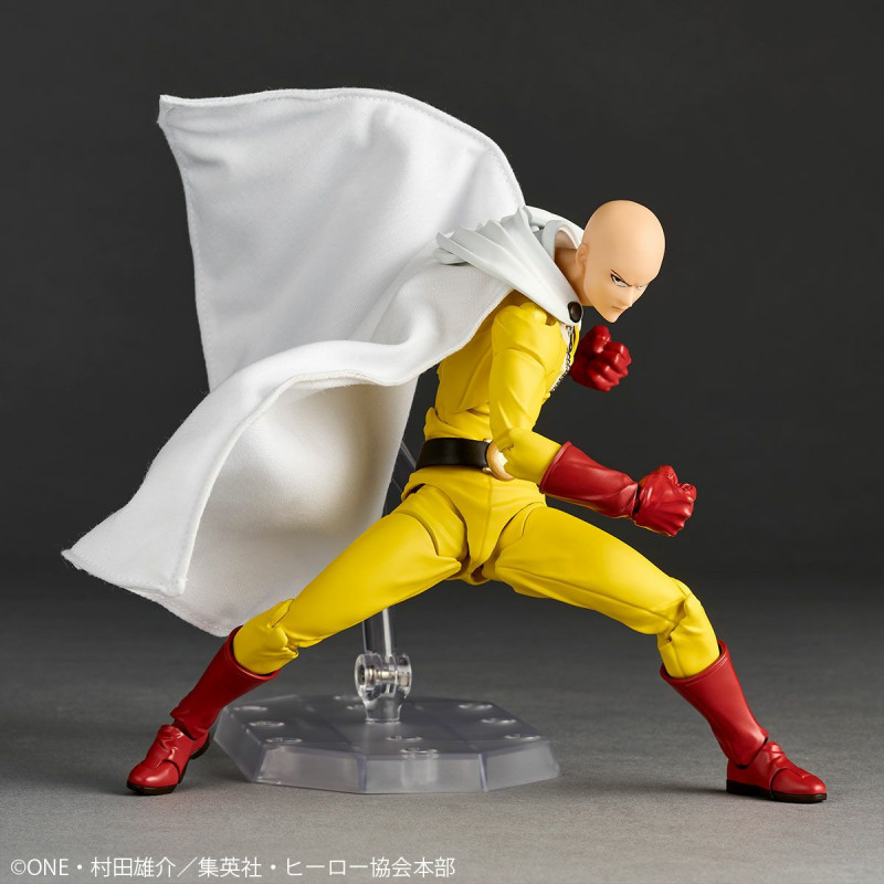 Amazing Yamaguchi/ Revoltech: One Punch Man - Saitama (Limited   Bonus)